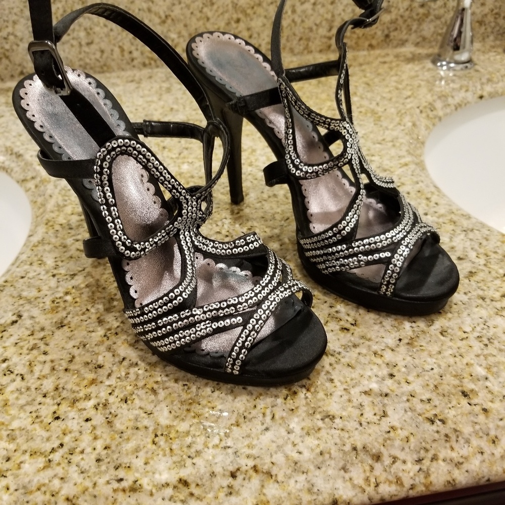 DSW heels